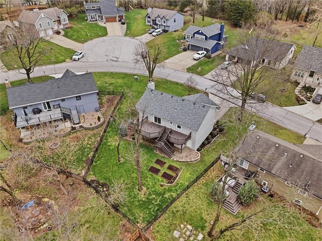 10230 NW 57th Street, Kansas City, MO 64152