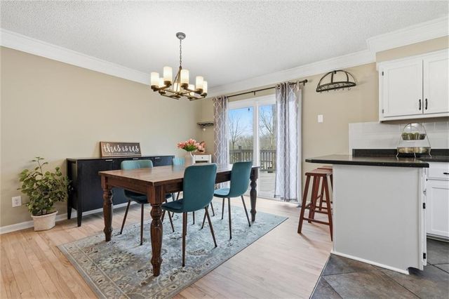 10230 NW 57th Street, Kansas City, MO 64152