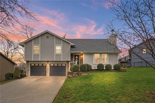 10230 NW 57th Street, Kansas City, MO 64152