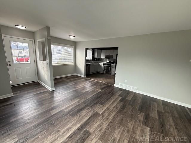 58782 Chennault Drive, New Haven, MI 48048