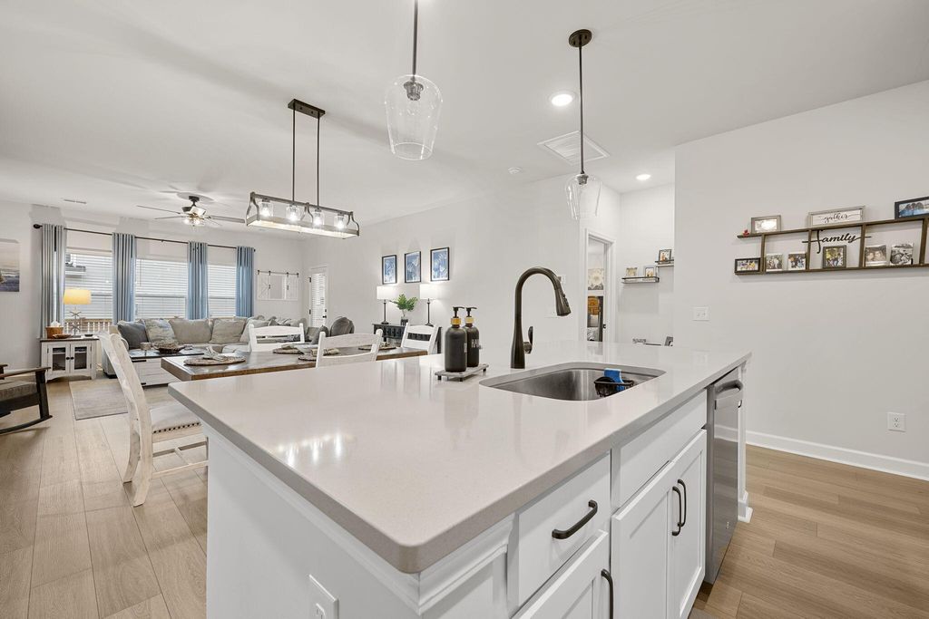 Image 14 of property listing at 4318 Harmony Creek Road, Summerville, SC 29485