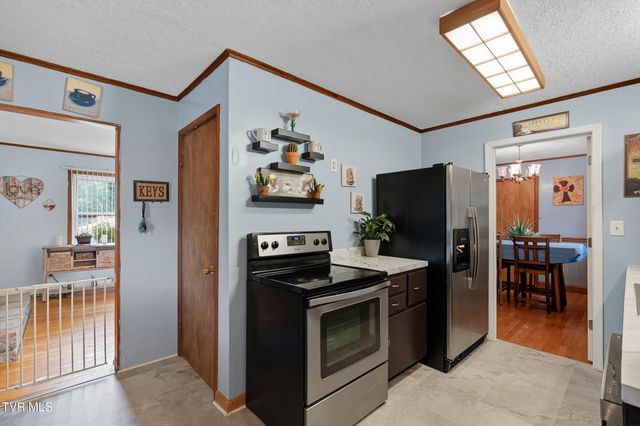 2104 Osborne Street, Bristol, VA 24201