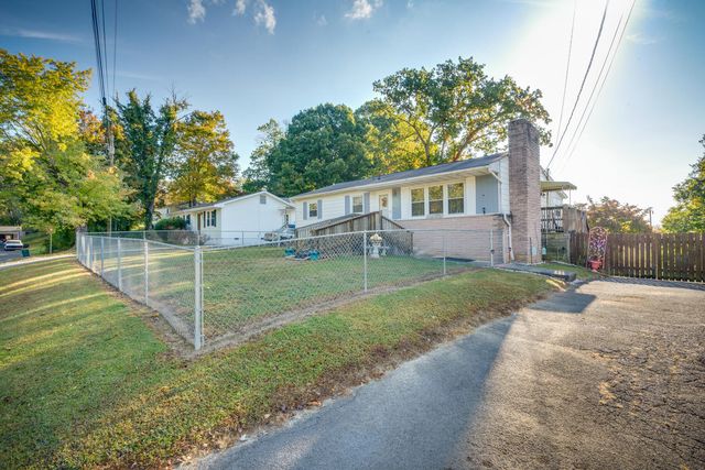 2104 Osborne Street, Bristol, VA 24201