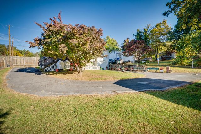 2104 Osborne Street, Bristol, VA 24201