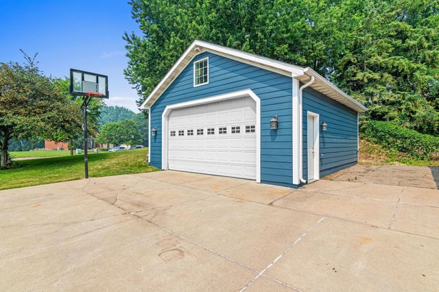13423 Dominica Way, Apple Valley, MN 55124