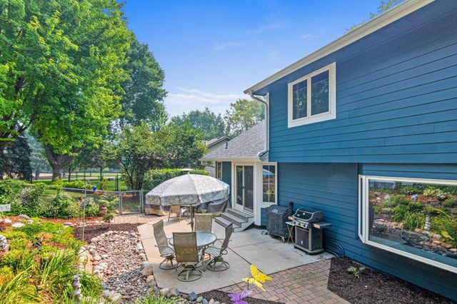 13423 Dominica Way, Apple Valley, MN 55124
