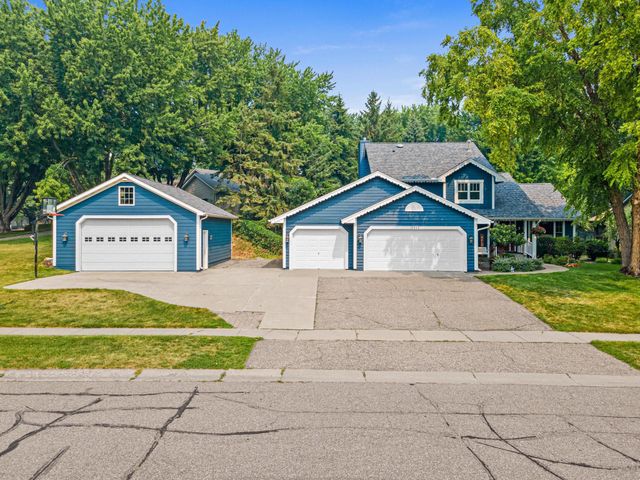 13423 Dominica Way, Apple Valley, MN 55124