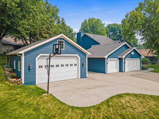13423 Dominica Way, Apple Valley, MN 55124