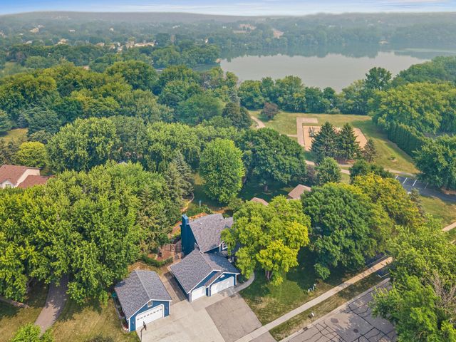 13423 Dominica Way, Apple Valley, MN 55124