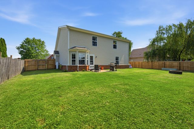 3317 Cornerstone Dr, Murfreesboro, TN 37128