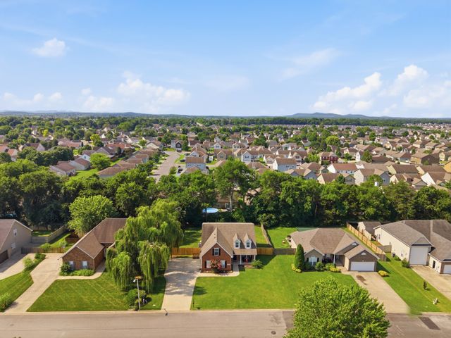 3317 Cornerstone Dr, Murfreesboro, TN 37128