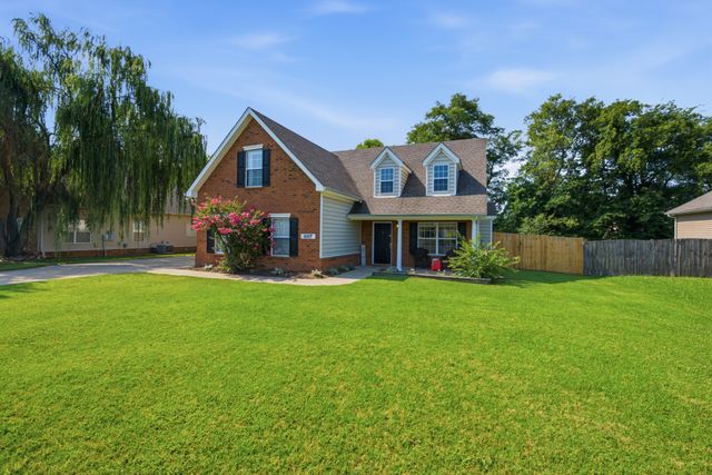 3317 Cornerstone Dr, Murfreesboro, TN 37128