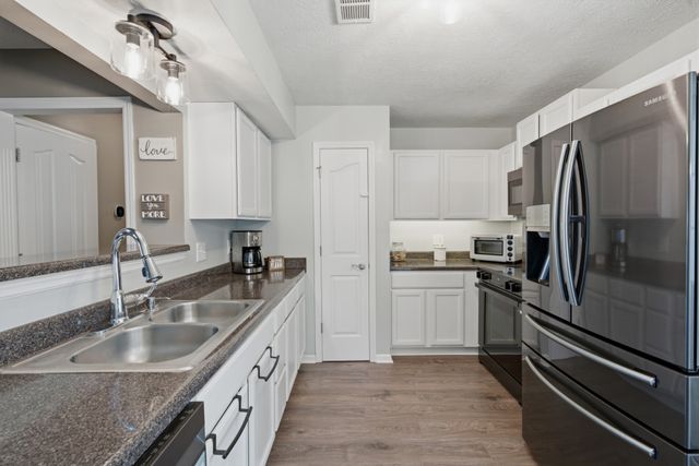 3317 Cornerstone Dr, Murfreesboro, TN 37128