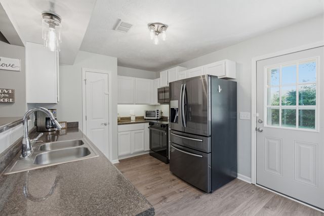 3317 Cornerstone Dr, Murfreesboro, TN 37128