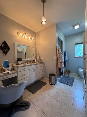 860 RIDGEPOINTE DRIVE, Fairbanks, AK 99709