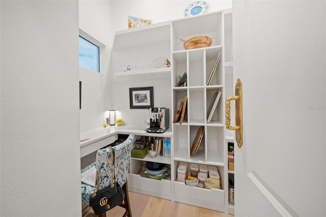 16404 CORNWALL LANE, Bradenton, FL 34202