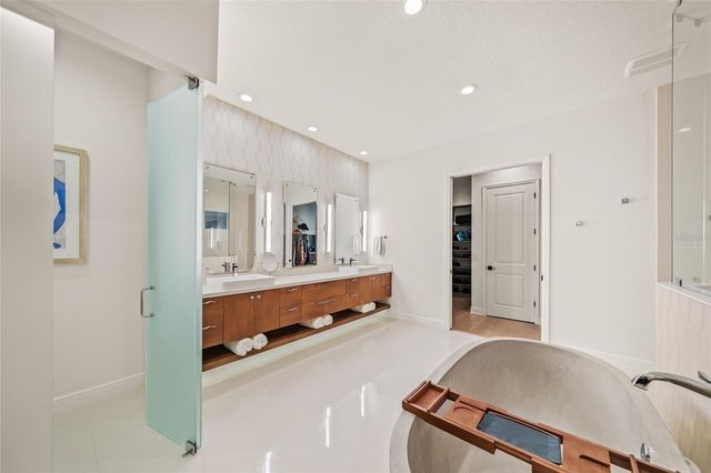 16404 CORNWALL LANE, Bradenton, FL 34202