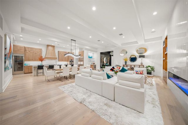 16404 CORNWALL LANE, Bradenton, FL 34202