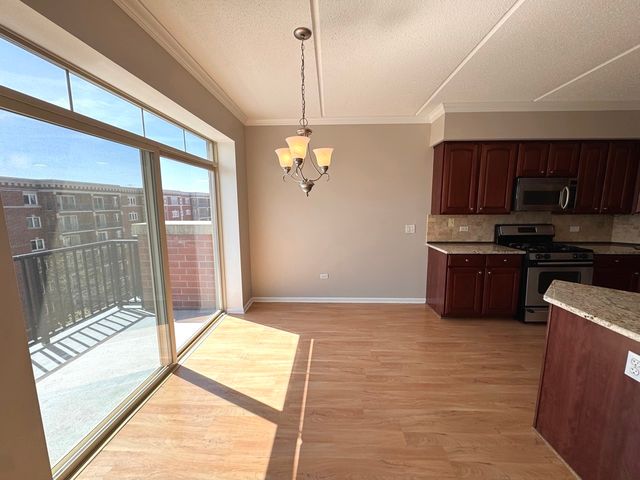 656 Pearson Street 701C, Des Plaines, IL 60016