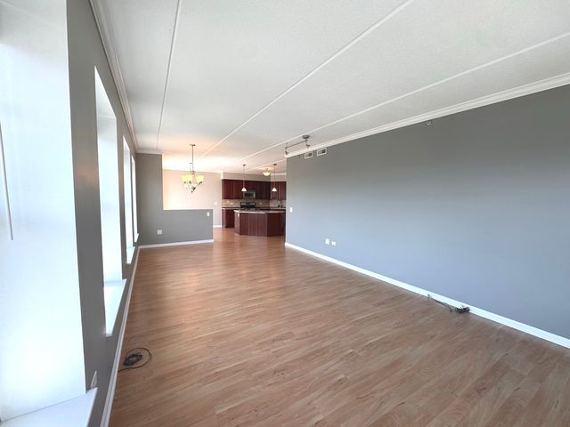 656 Pearson Street 701C, Des Plaines, IL 60016
