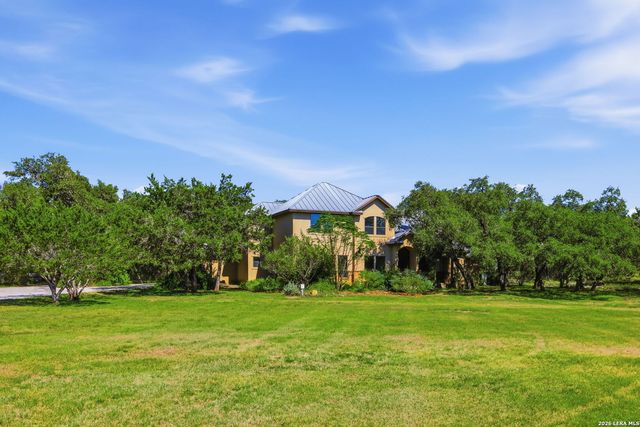 988 COYOTE RIDGE, Spring Branch, TX 78070