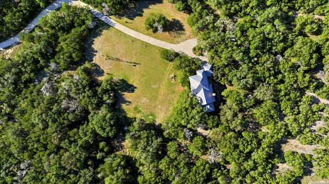 988 COYOTE RIDGE, Spring Branch, TX 78070