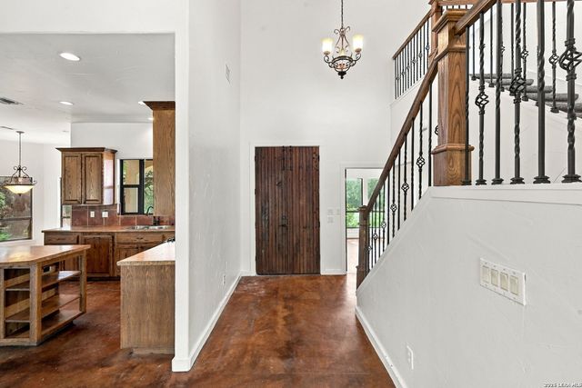 988 COYOTE RIDGE, Spring Branch, TX 78070