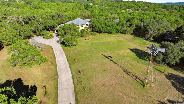 988 COYOTE RIDGE, Spring Branch, TX 78070