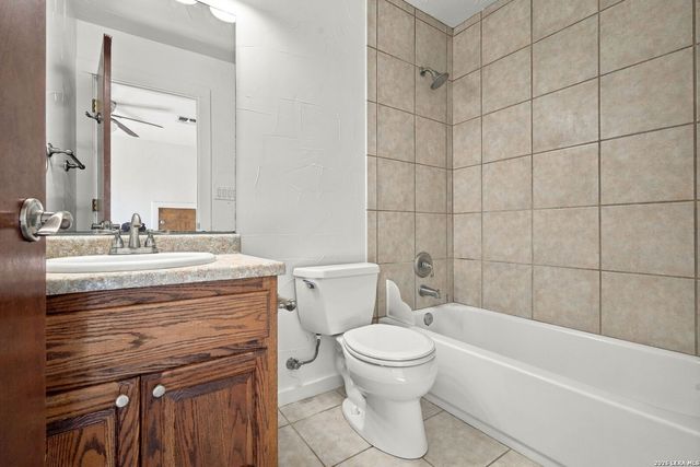 988 COYOTE RIDGE, Spring Branch, TX 78070