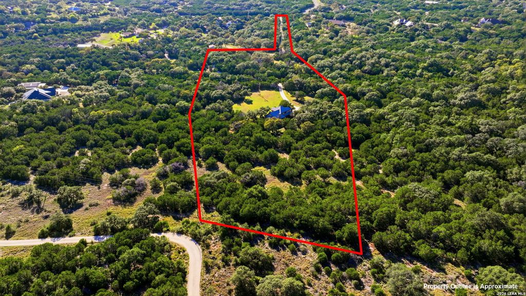 988 COYOTE RIDGE, Spring Branch, TX 78070
