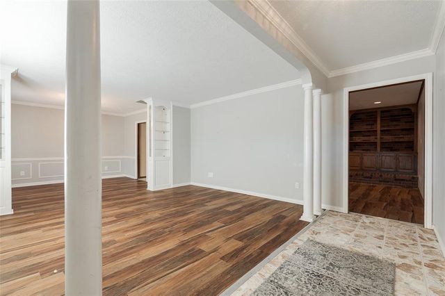 10033 Henderson Drive, Oklahoma City, OK 73139