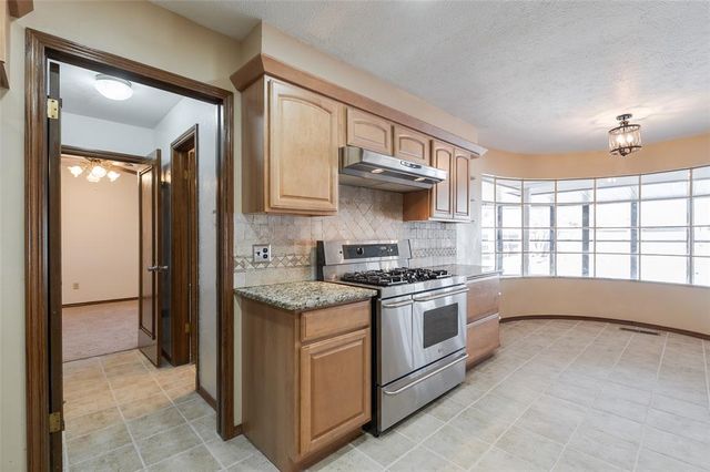 10033 Henderson Drive, Oklahoma City, OK 73139