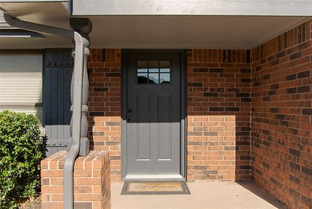 10033 Henderson Drive, Oklahoma City, OK 73139