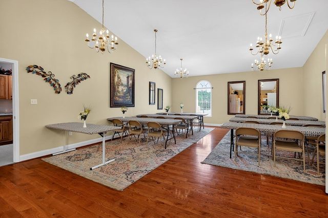67 Woodlands Ct, Crossville, TN 38571