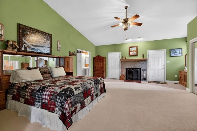 67 Woodlands Ct, Crossville, TN 38571