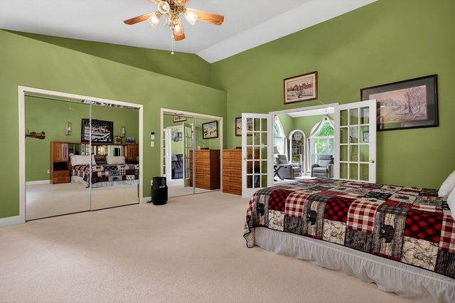 67 Woodlands Ct, Crossville, TN 38571