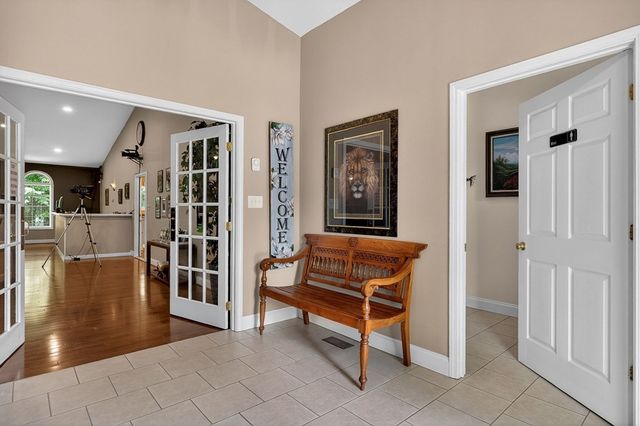 67 Woodlands Ct, Crossville, TN 38571