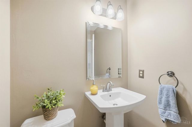 5273 Greenhouse Drive, Mason, OH 45040
