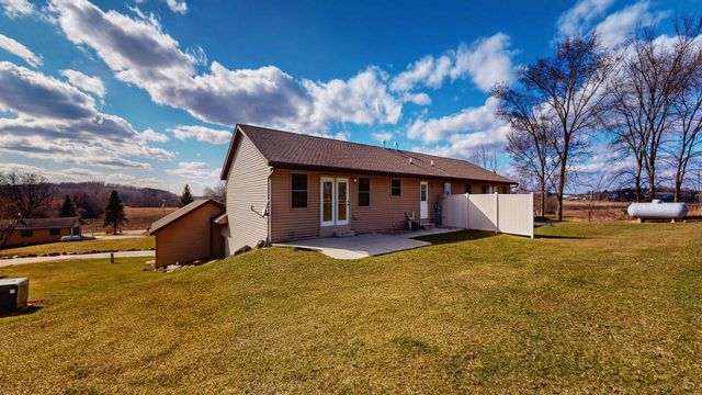 N3320 Will ROAD, Jefferson, WI 53549