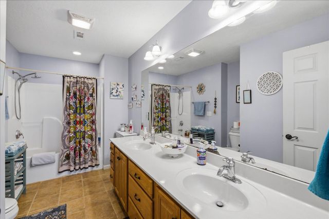 404 Ashbury Circle, Sweetwater, TN 37874