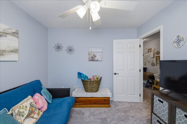 404 Ashbury Circle, Sweetwater, TN 37874