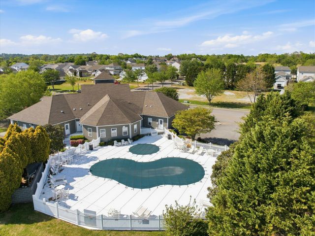 404 Ashbury Circle, Sweetwater, TN 37874