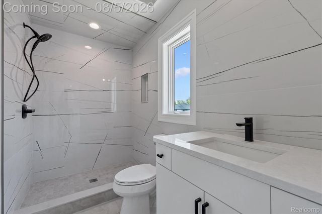 158 Enclave Court, Rochester Hills, MI 48306