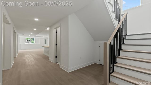 158 Enclave Court, Rochester Hills, MI 48306