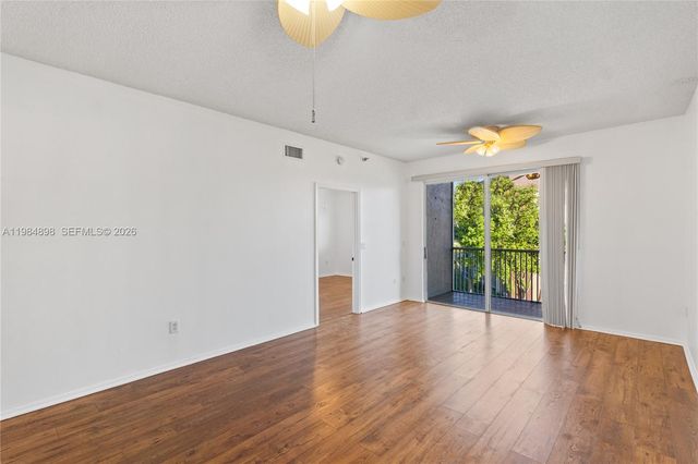 7647 Southampton Ter 314, Tamarac, FL 33321