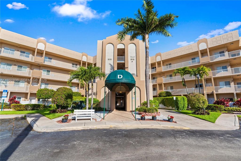 7647 Southampton Ter 314, Tamarac, FL 33321