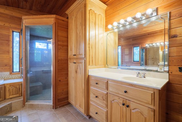 4899 Hickory Grove Road N, Valdosta, GA 31606