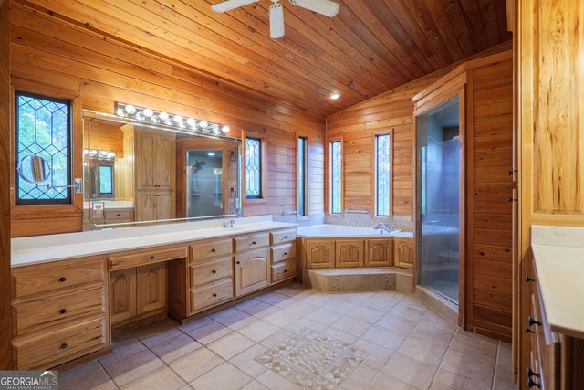 4899 Hickory Grove Road N, Valdosta, GA 31606