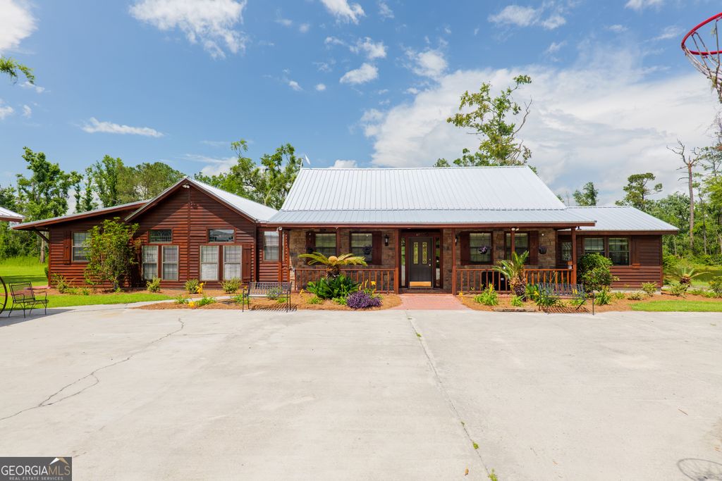 4899 Hickory Grove Road N, Valdosta, GA 31606