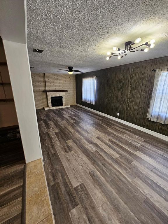 Image 18 of property listing at 1120 SAN LUIS DRIVE, Orlando, FL 32807